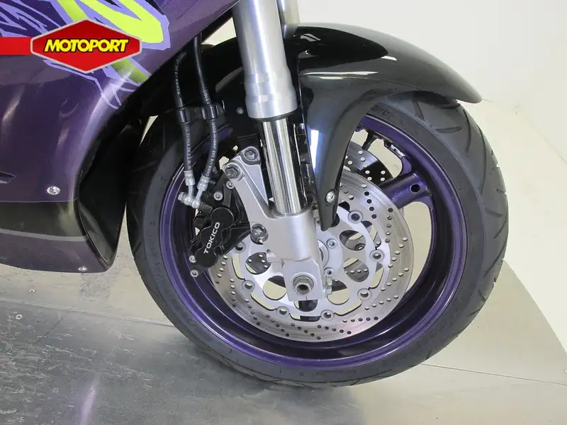 Suzuki GSX-R 1100 - foto 5