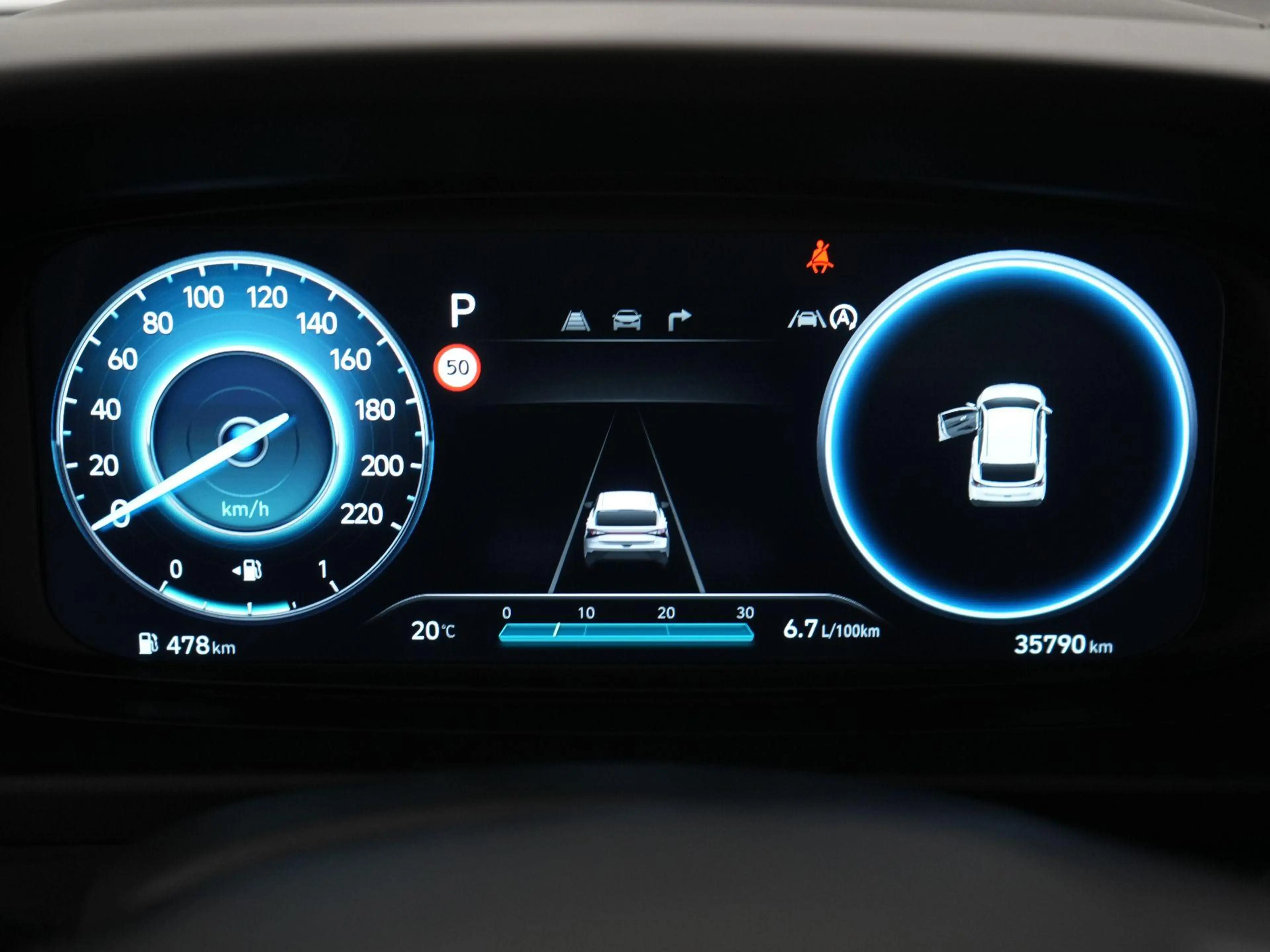 Hyundai i20 1.0 T-GDi 48V 7-DCT 74kW Techno — photo 8