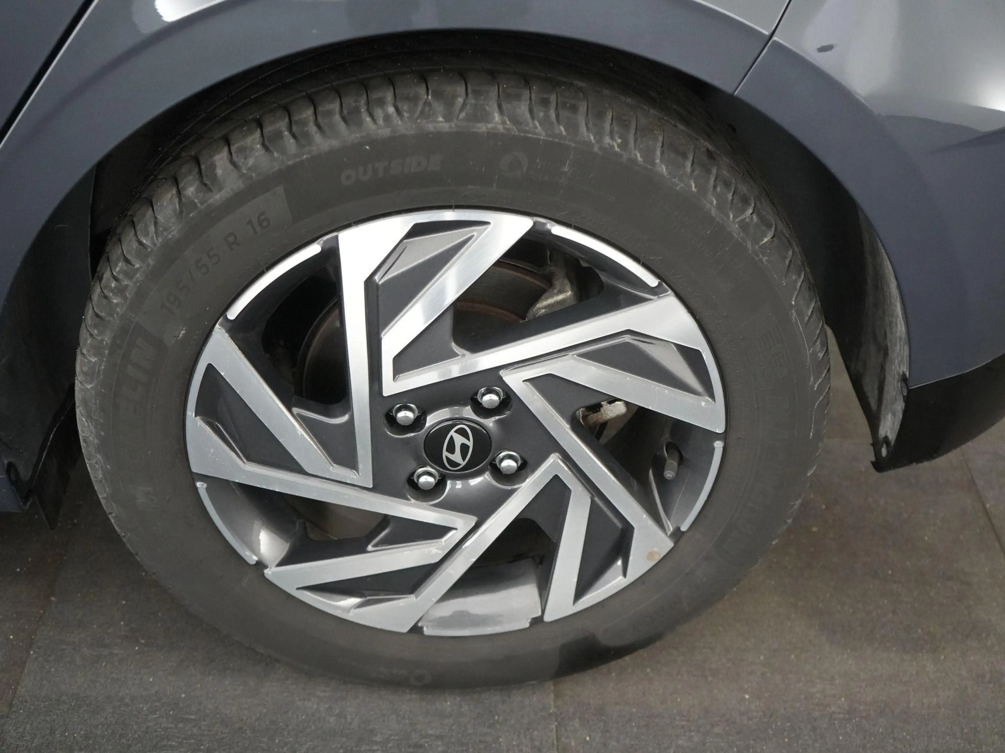 Hyundai i20 1.0 T-GDi 48V 7-DCT 74kW Techno — photo 14