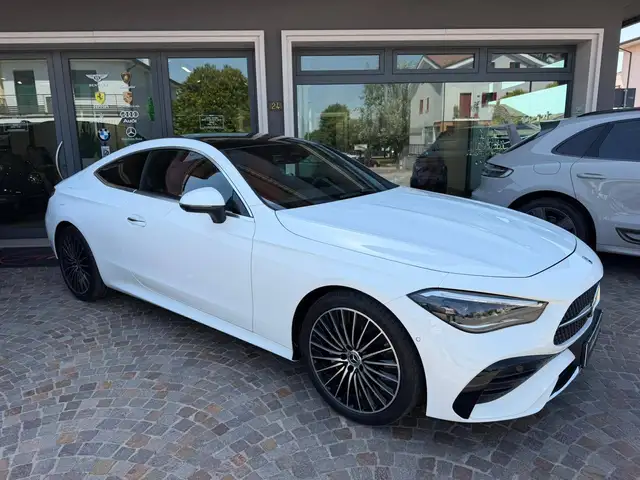 Mercedes-Benz CLE 200