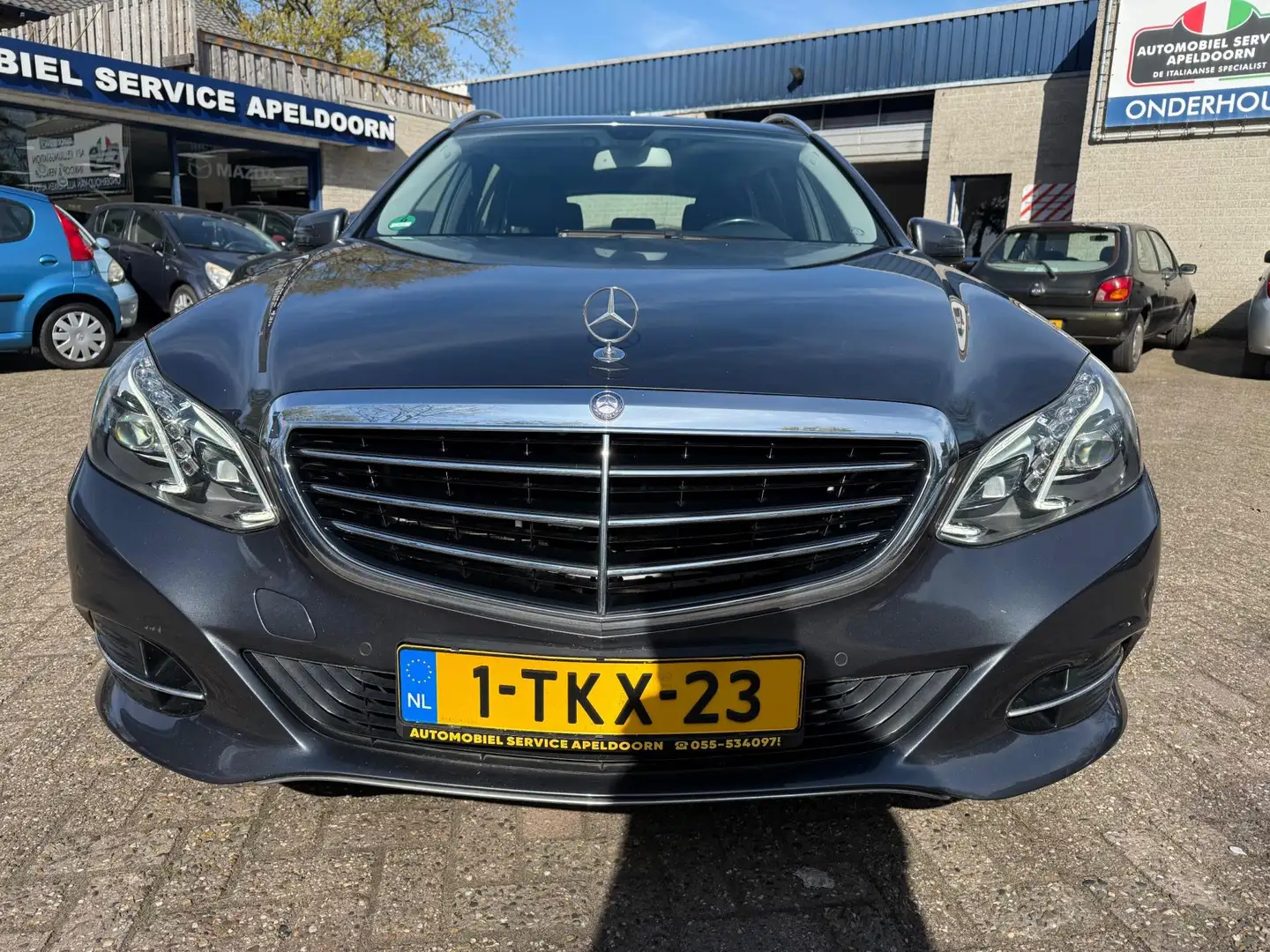 Mercedes-Benz E 250 Estate Ambition Elegance NL AUTO*CRUISE*PDC*CLIMA* Grijs - 2