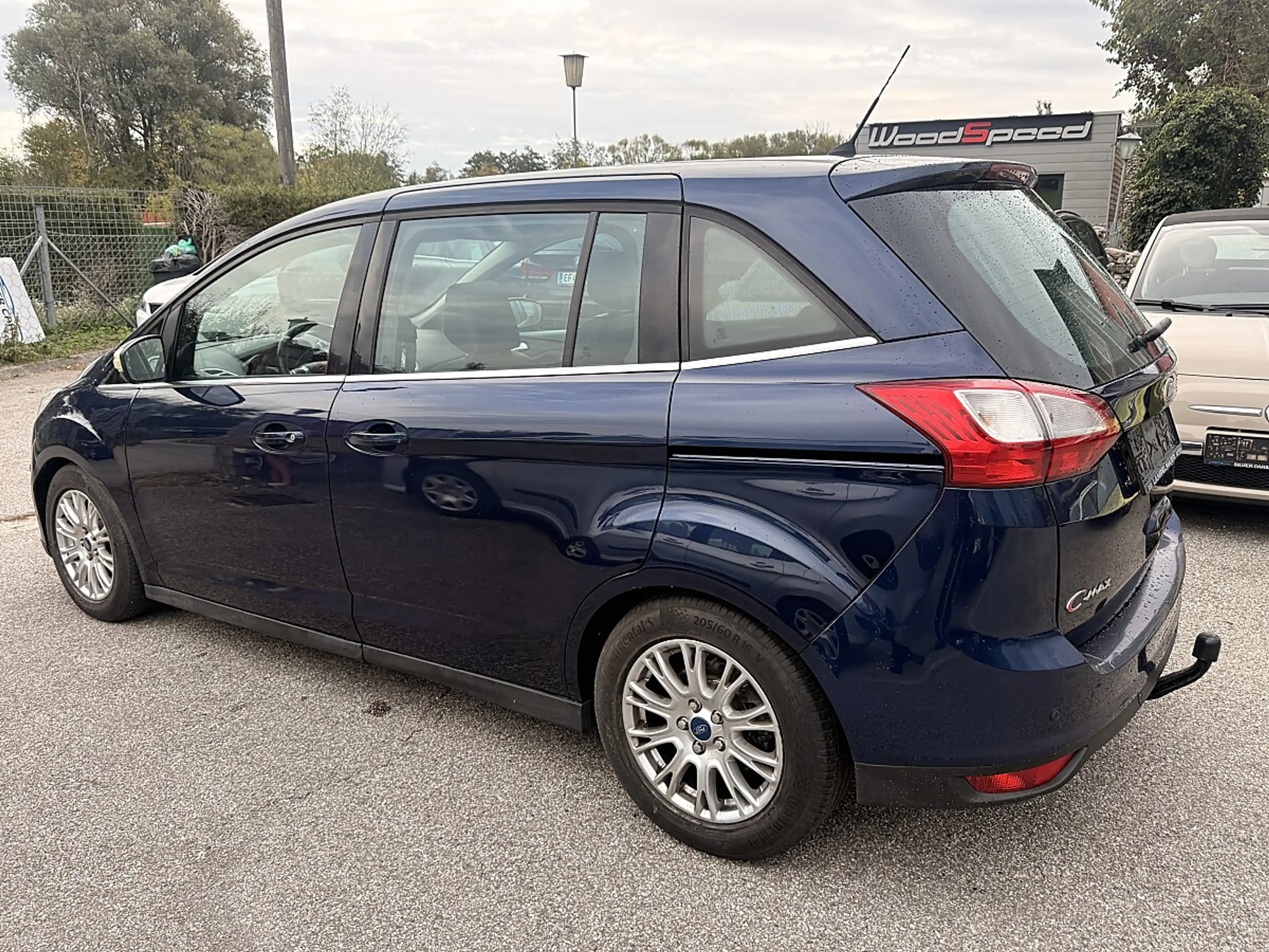 Ford Grand C-Max Grand C-MAX Titanium 1,6 TDCi DPF — photo 4