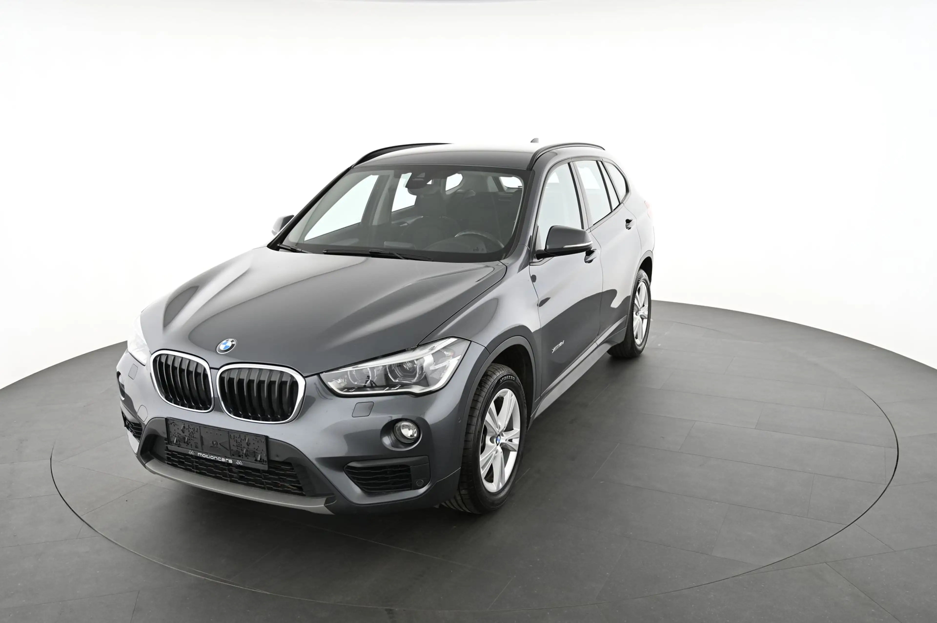 BMW X1 xDrive18d Advantage Pickerl NEU — photo 11