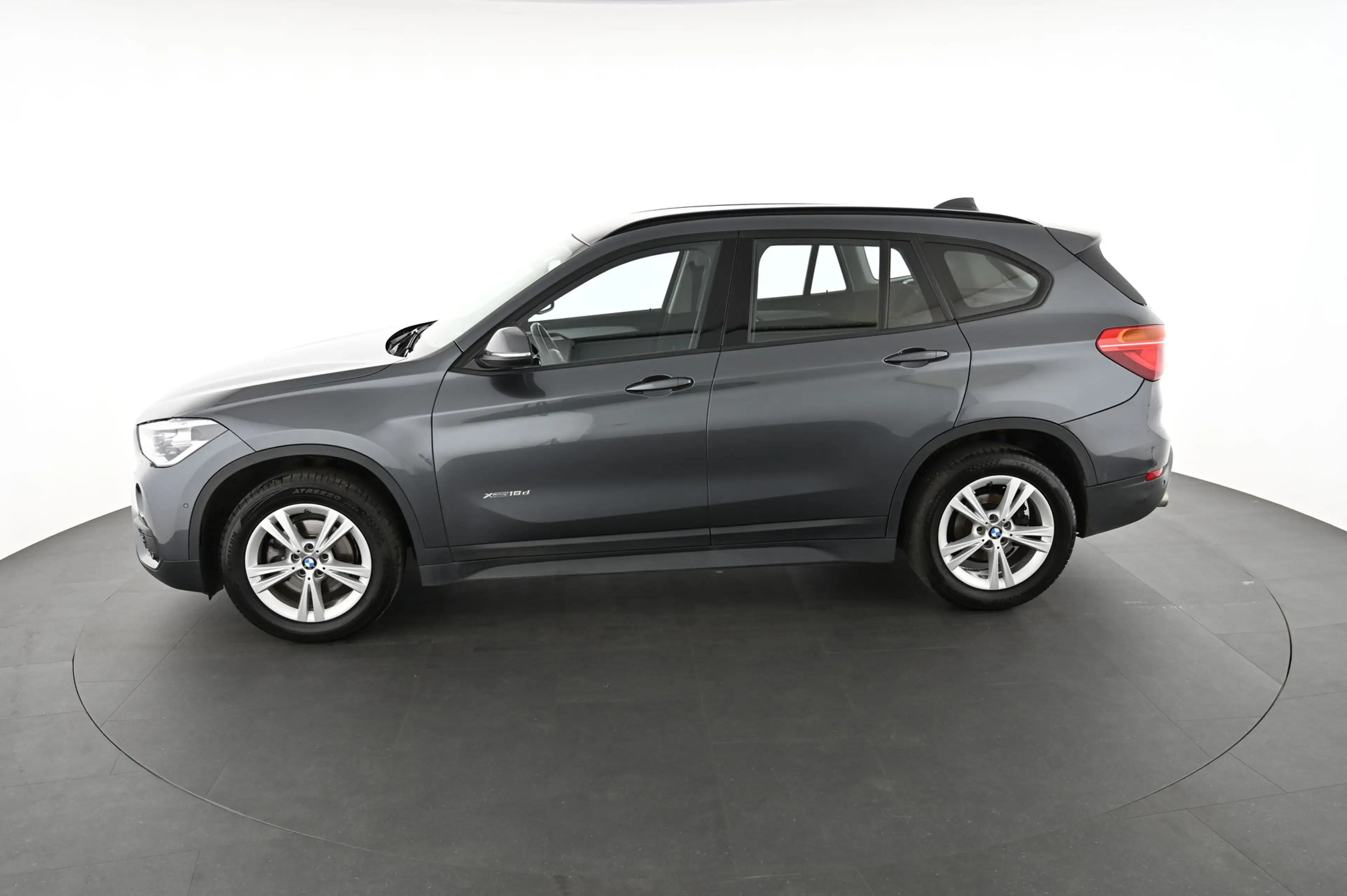 BMW X1 xDrive18d Advantage Pickerl NEU — photo 5