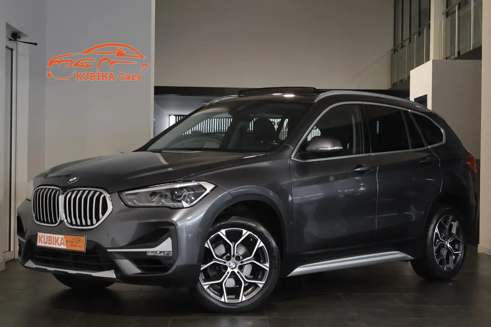 BMW X1 sDrive18i PANO Navi Aut Memory Dode-Hoek  Garantie Gris - 1