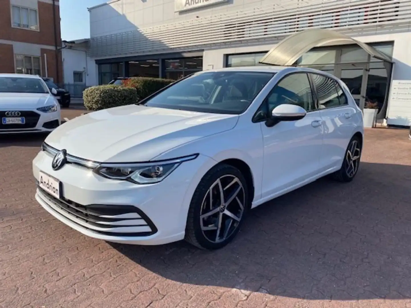 Volkswagen Golf 1.5 eTSI 150 CV EVO DSG Style Bianco - 1