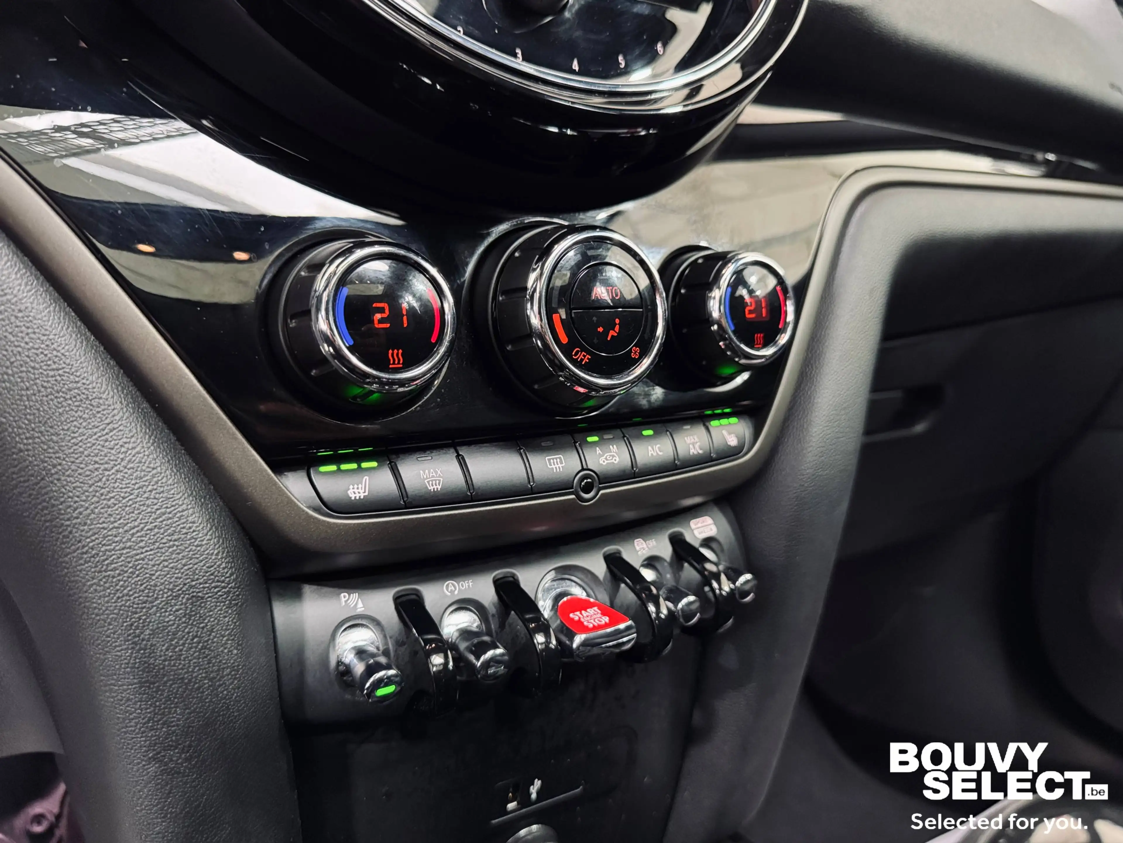 MINI Cooper Countryman 1.5A Cooper OPF *CARPLAY*AUTOMATIQUE*TOÎT OUVRANT*SIÈGES CHAUF.* — photo 14