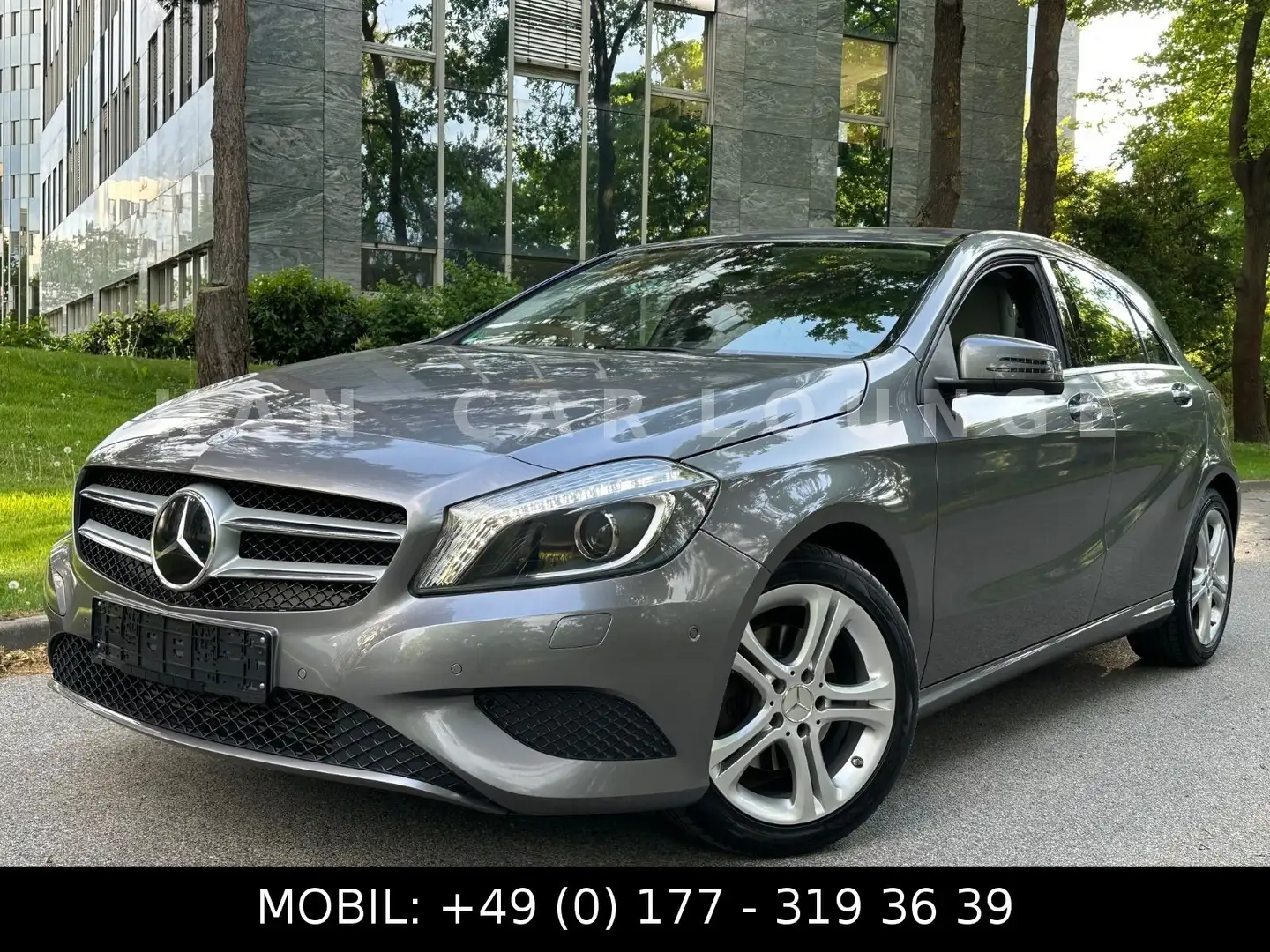 Mercedes-Benz A 180 BlueEfficiency*NAVI*LED*XENON* Grijs - 2