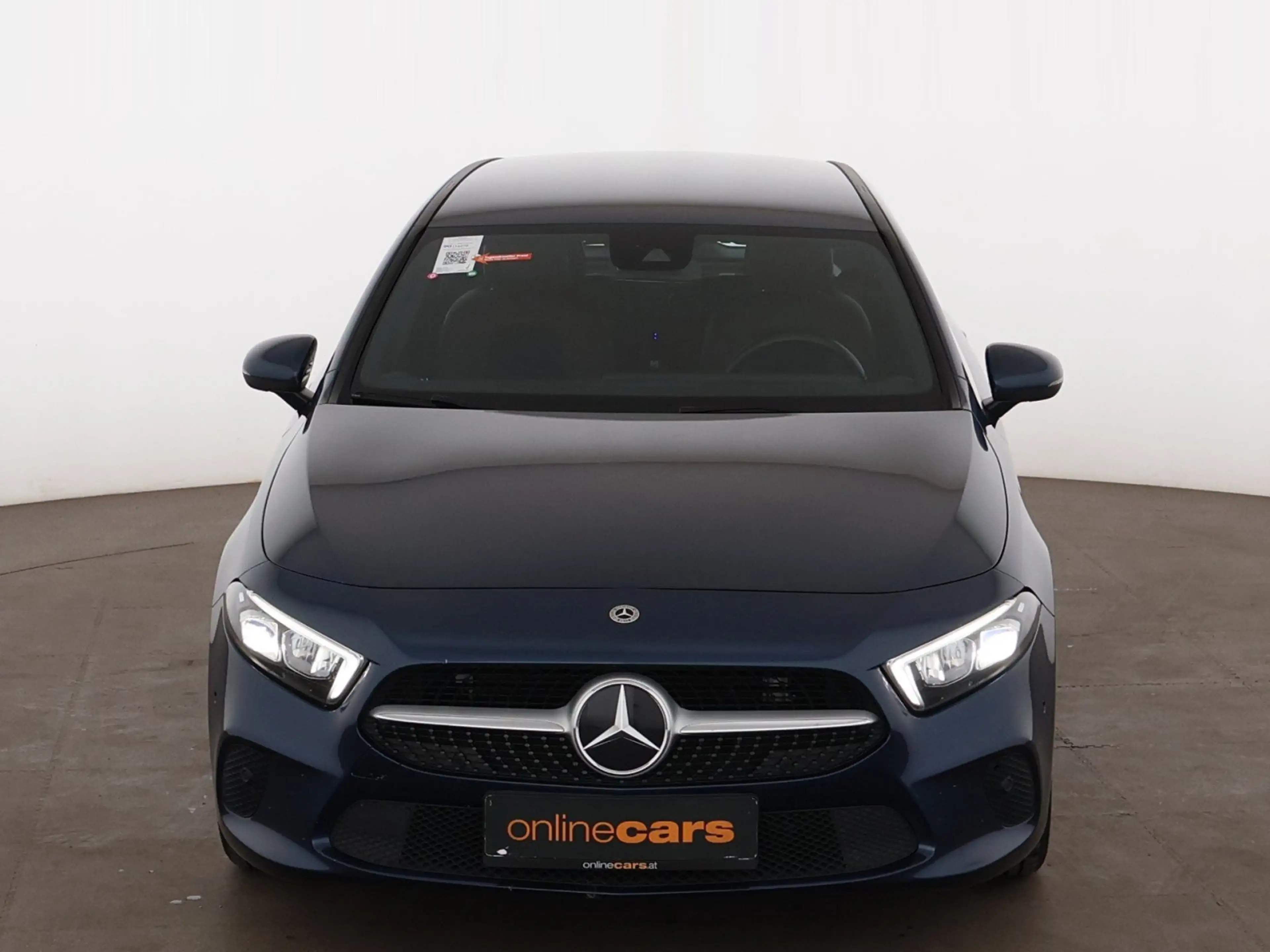 Mercedes-Benz A 180 d Progressive Aut LED LEDER NAVI SITZHZG — photo 4