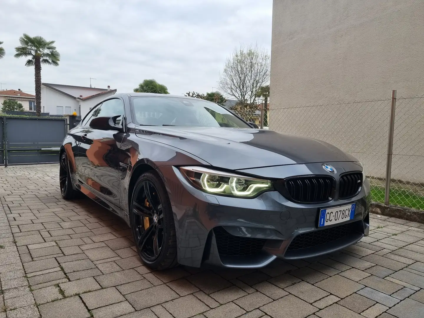 BMW M4 Coupe 3.0 dkg - 2