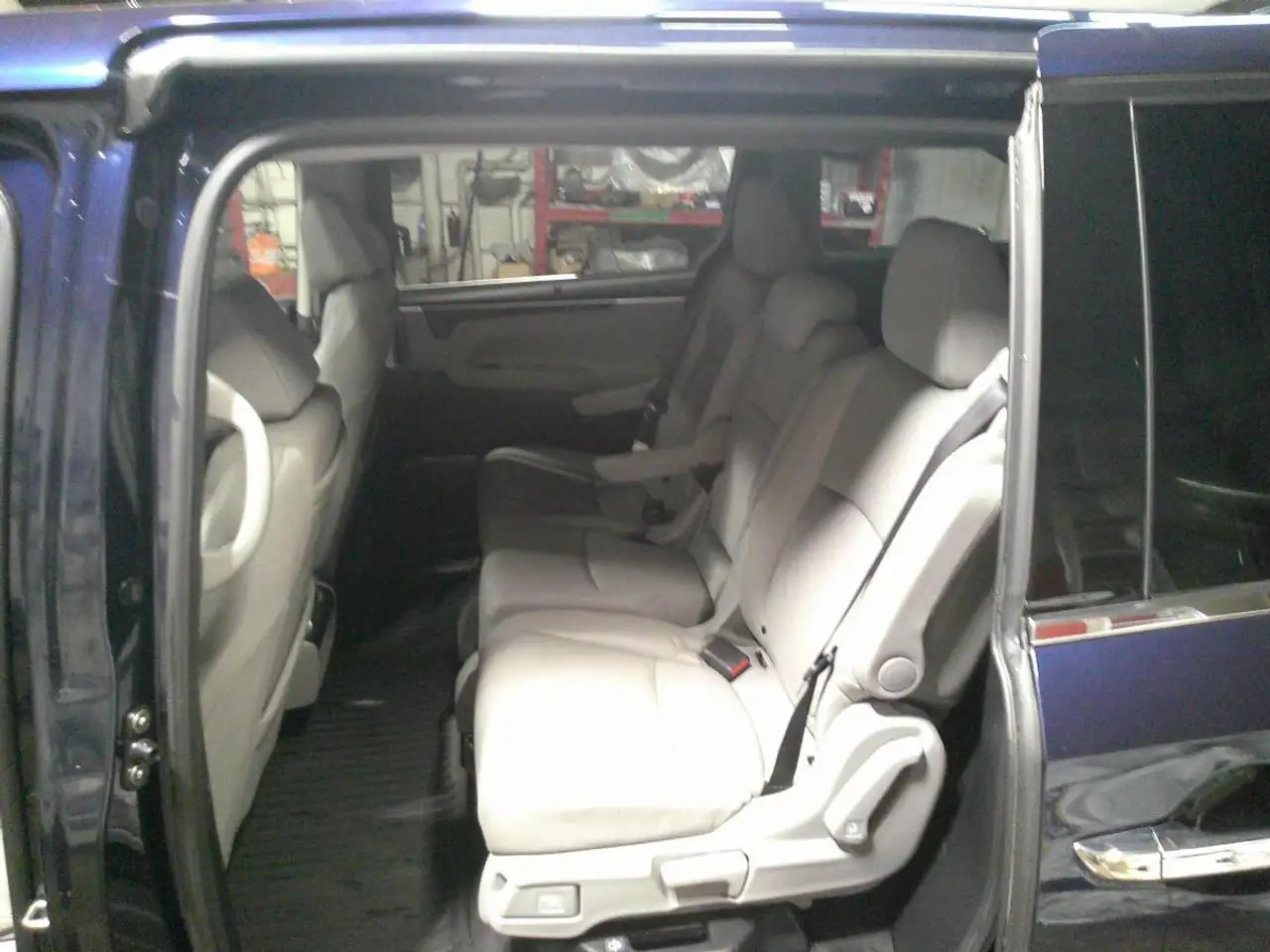 Honda Odyssey снимка Honda Odyssey