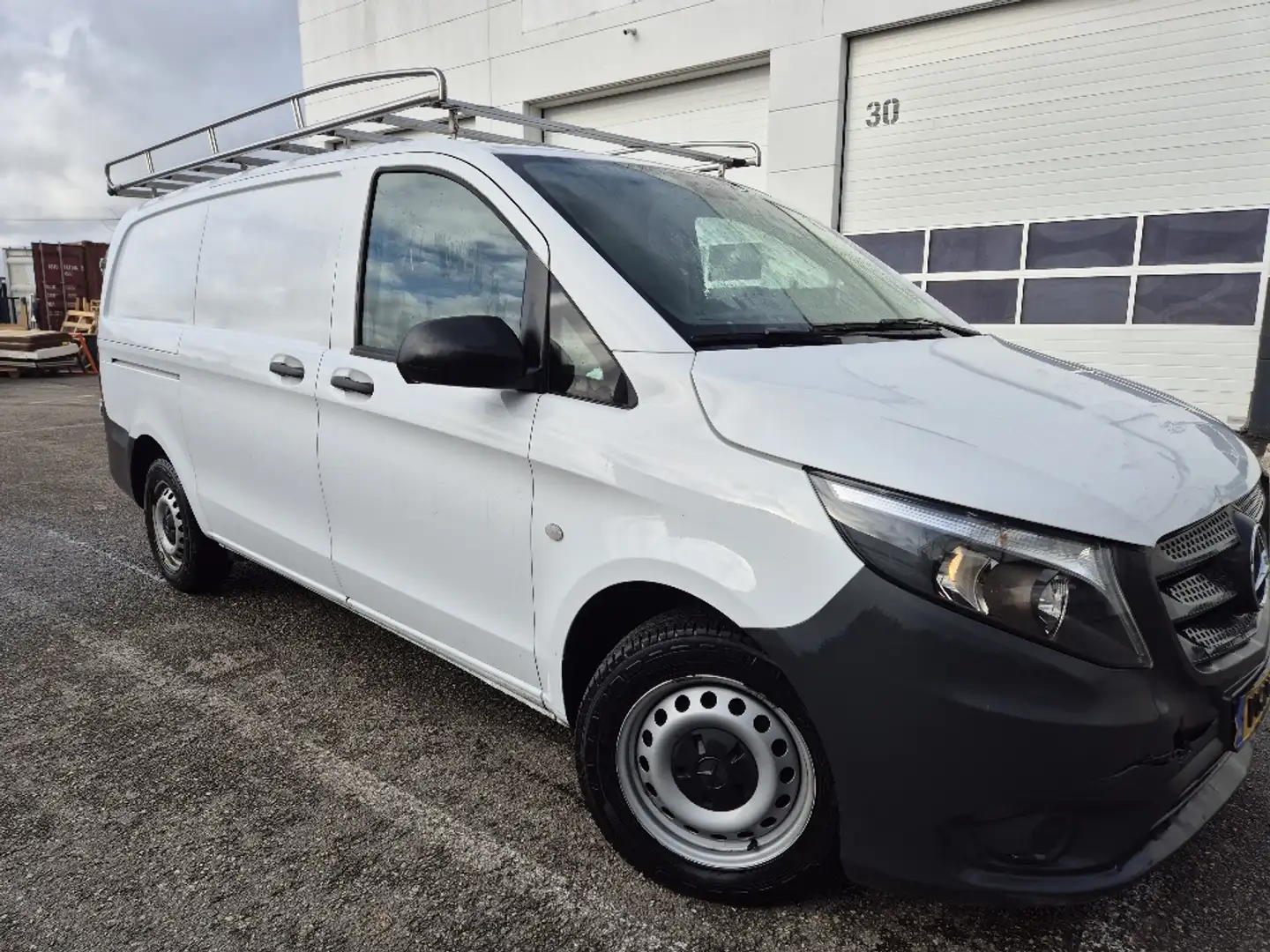 Mercedes-Benz Vito 110 CDI Lang navi trekhaak imperiaal voorbumper, a Blanc - 2