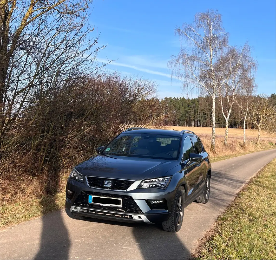 SEAT Ateca 2.0 TSI 4Drive DSG Xcellence, Standheizung Grau - 1