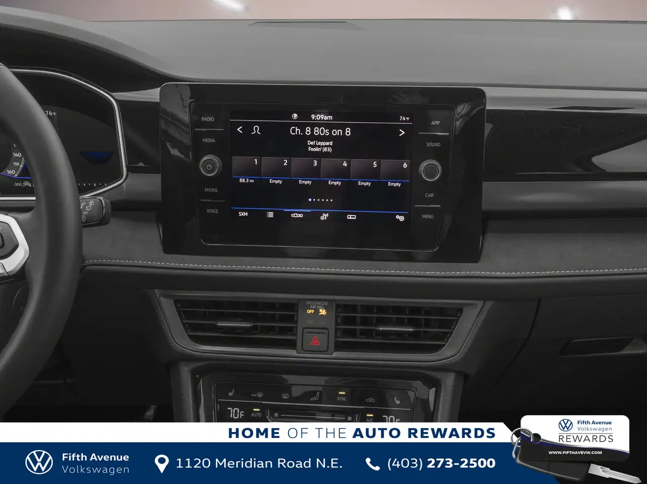 Volkswagen Taos photo Volkswagen Taos