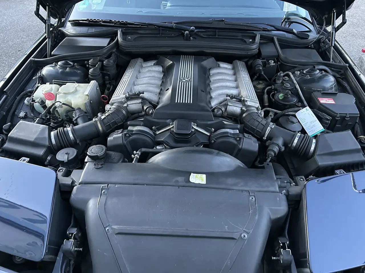 BMW 850Ci Individual 2.Hd TÜV H Zulassung Standheizung, foto 2