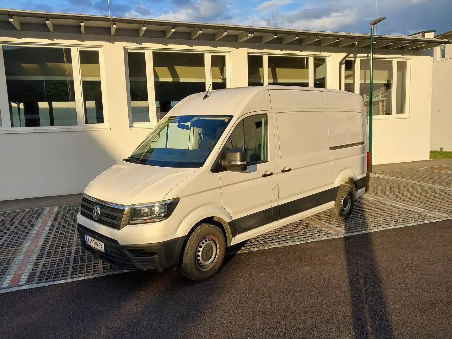 Volkswagen Crafter Crafter 35 HR-Kombi Edition MR TDI Edition Weiß - 1