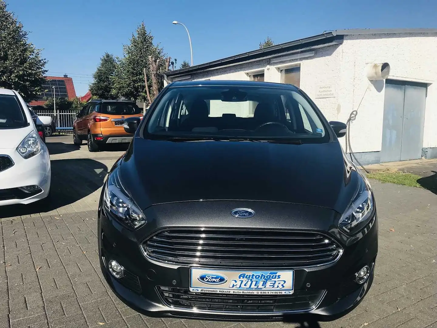 Ford S-Max 2.0EcoB.''Titanium''LED-SW,Navi,PDC Grau - 2