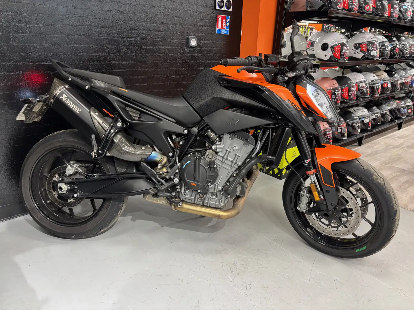 KTM 890 Duke Fekete - 2
