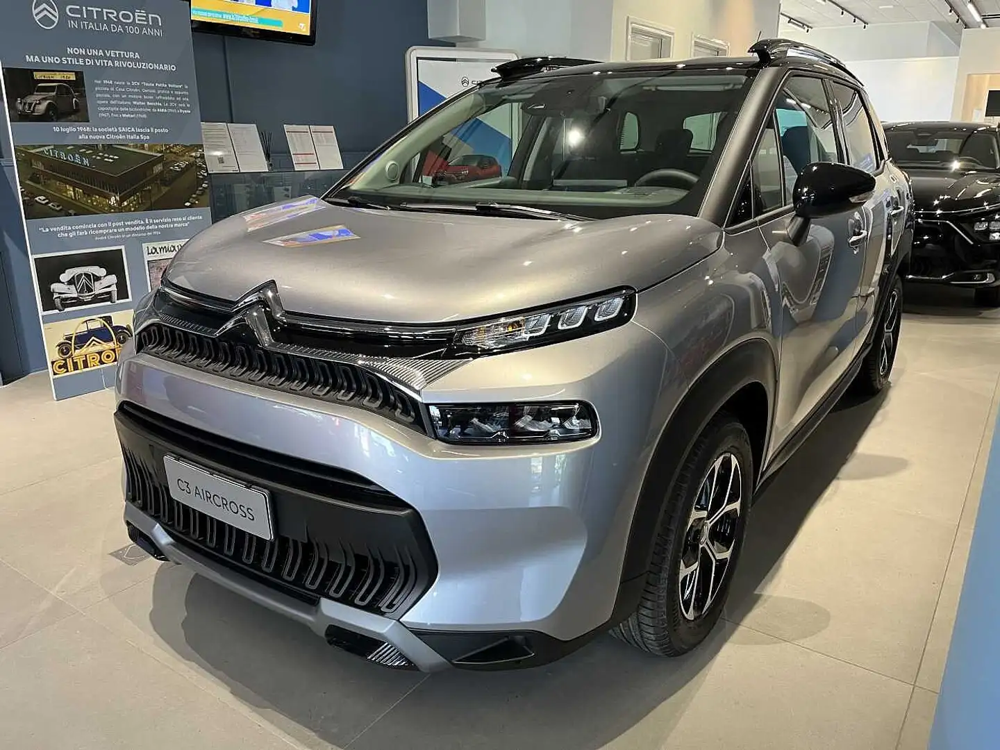 Citroen C3 Aircross PureTech 110 S&S Plus Gris - 1