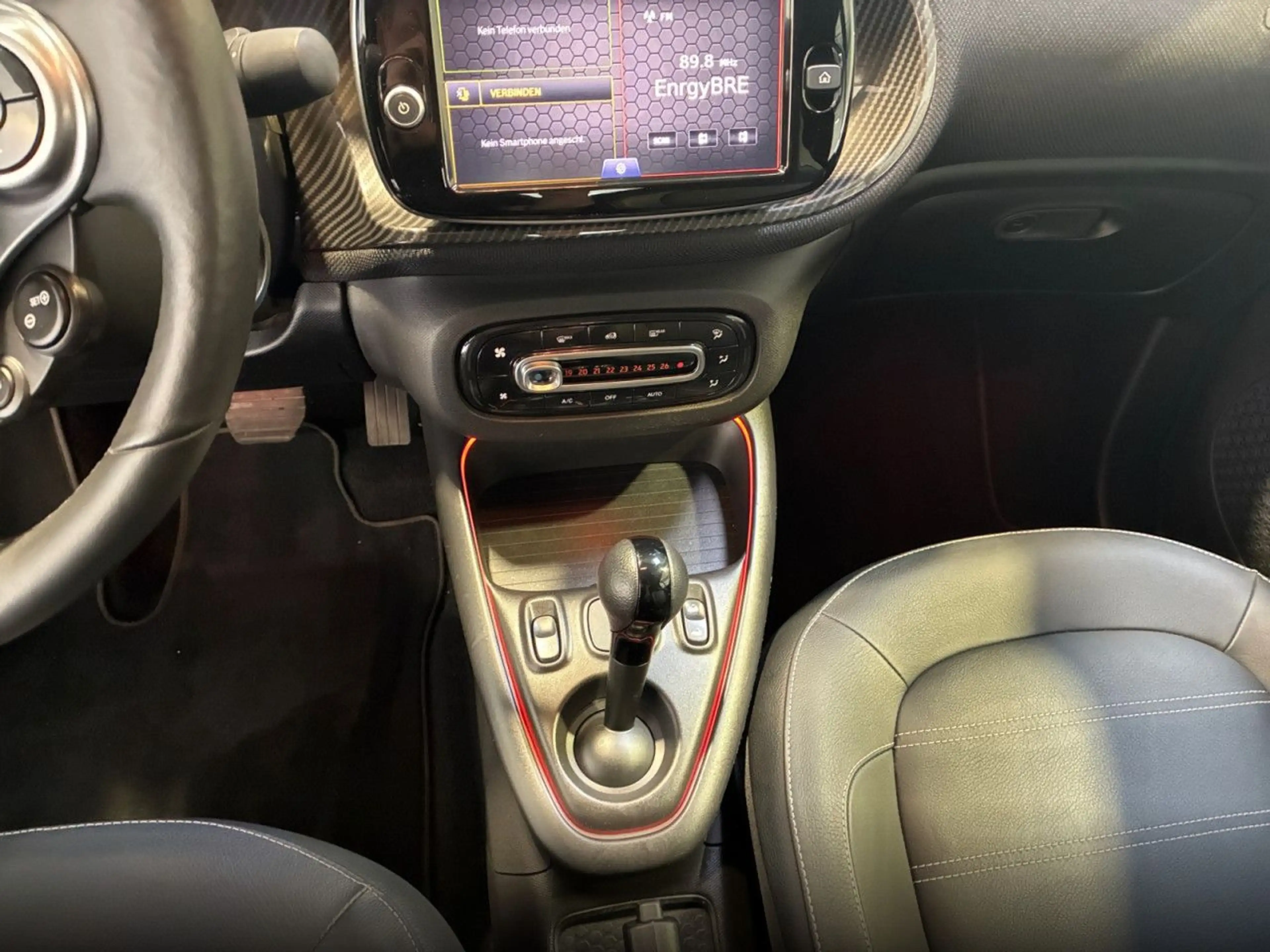 smart forTwo cabrio 60kWed prime SHZ PDC+Kamera Ambiente — photo 15
