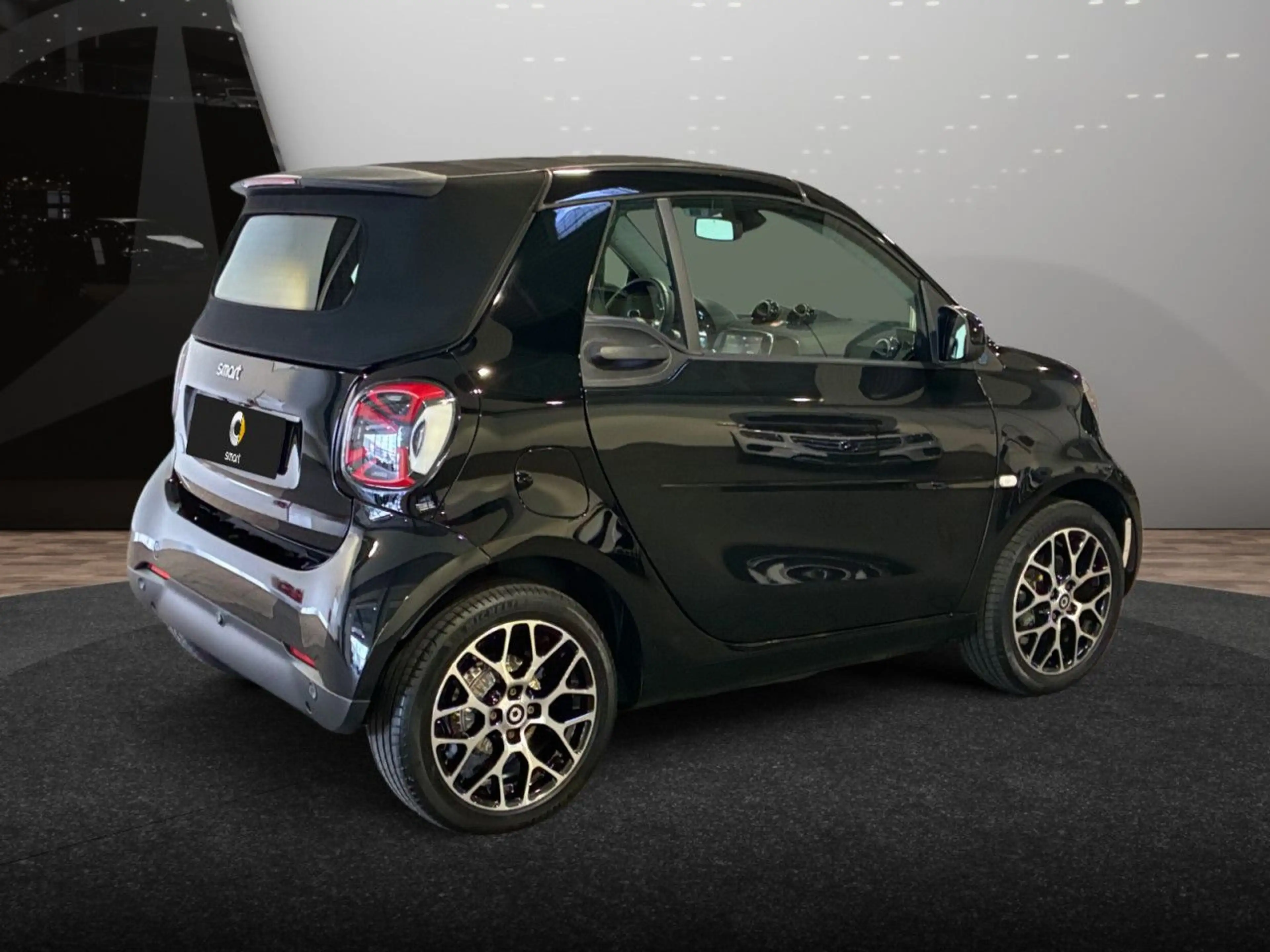 smart forTwo cabrio 60kWed prime SHZ PDC+Kamera Ambiente — photo 8