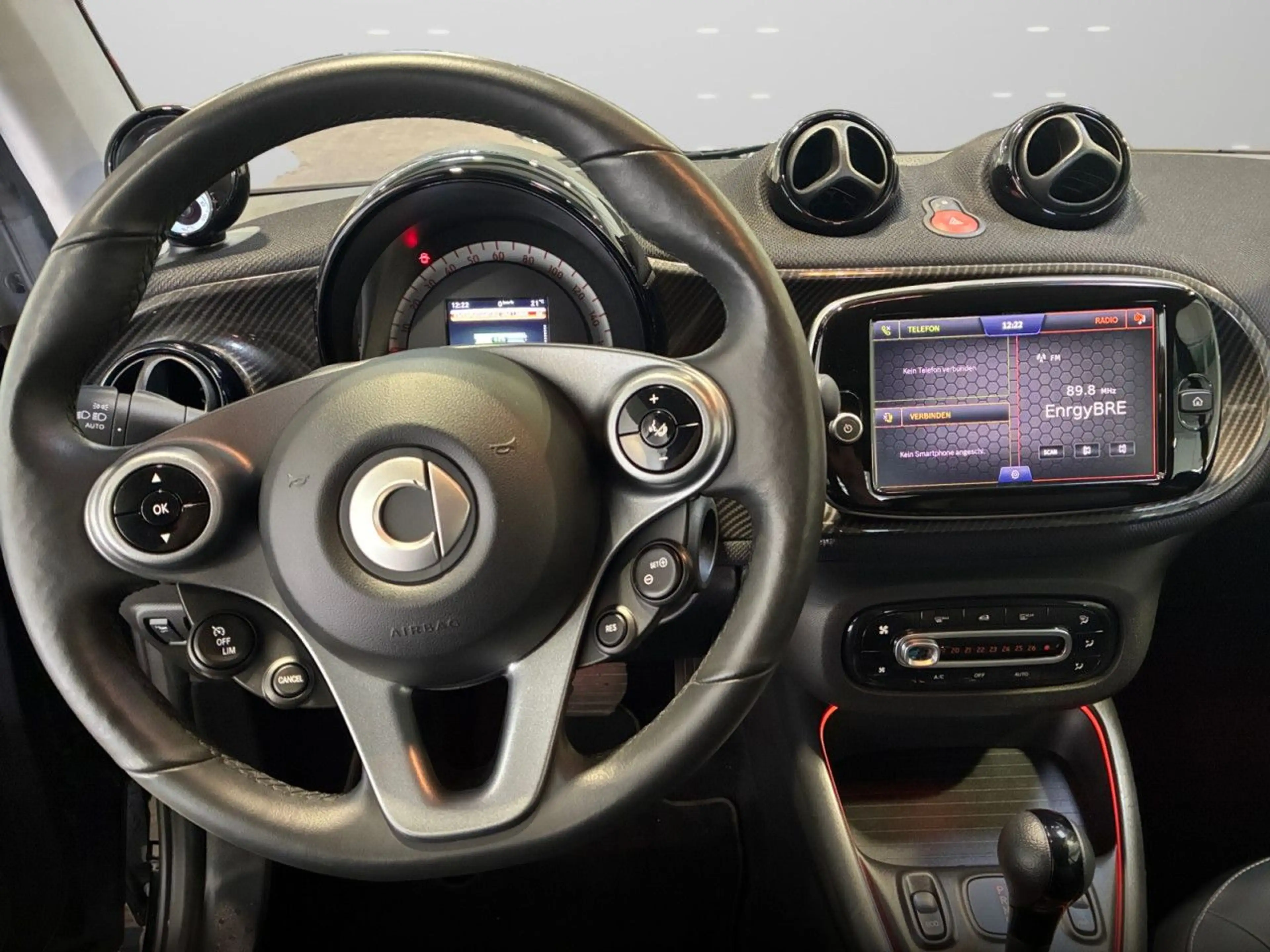 smart forTwo cabrio 60kWed prime SHZ PDC+Kamera Ambiente — photo 13