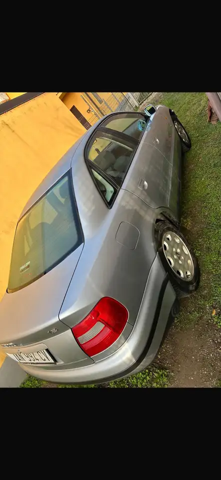 Audi A4 1.8 Business, foto 3