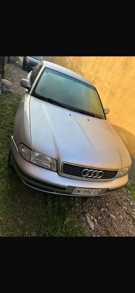 Audi A4 1.8 Business, foto 2