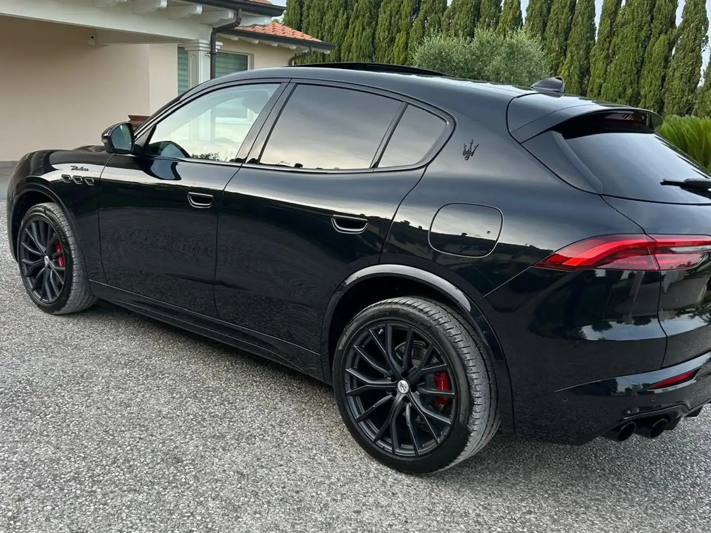 Maserati Grecale Modena Nero - 2