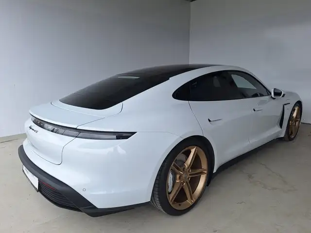 Porsche Taycan 4S Plus Ansicht 7