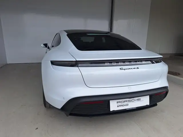 Porsche Taycan 4S Plus Ansicht 9