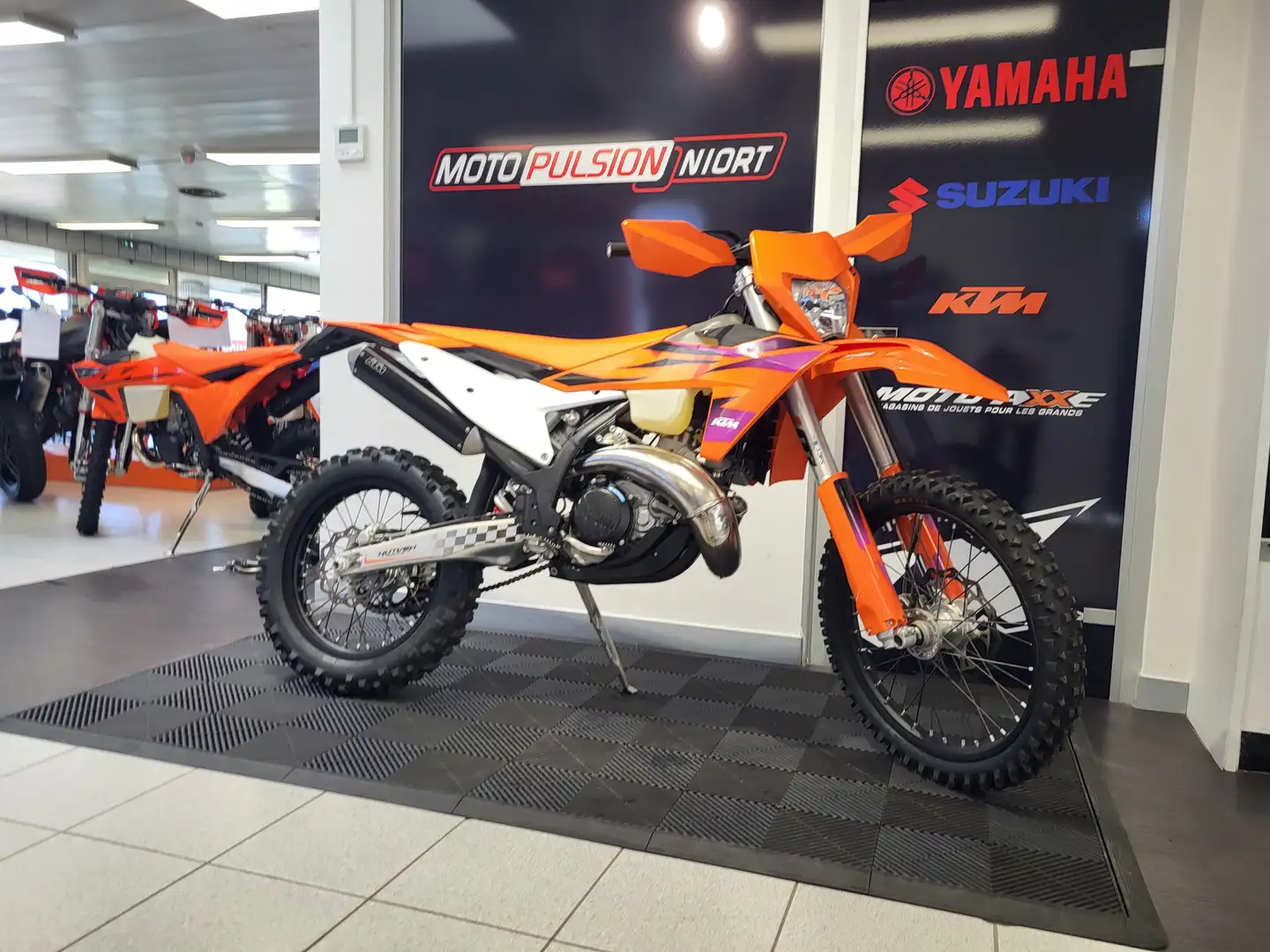 KTM 250 EXC Orange - 1