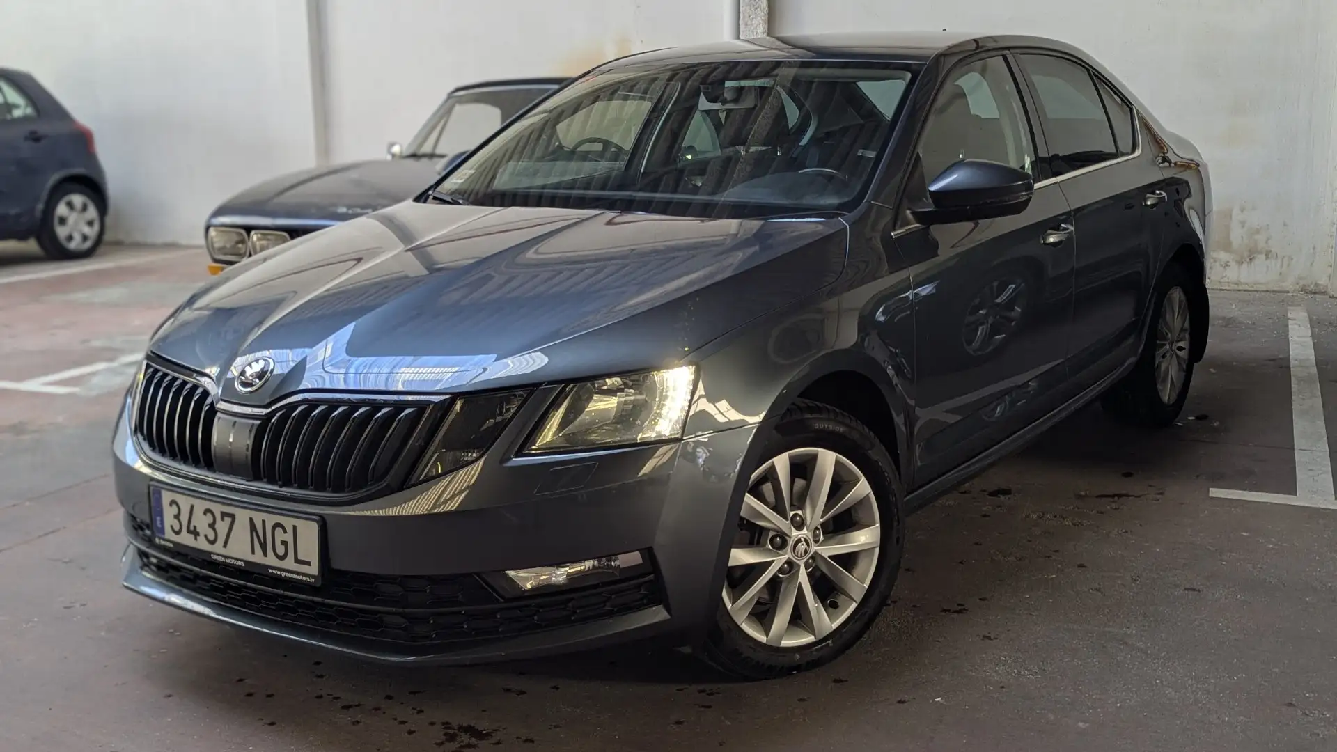 Skoda Octavia 2.0 TDI DSG Style - 2
