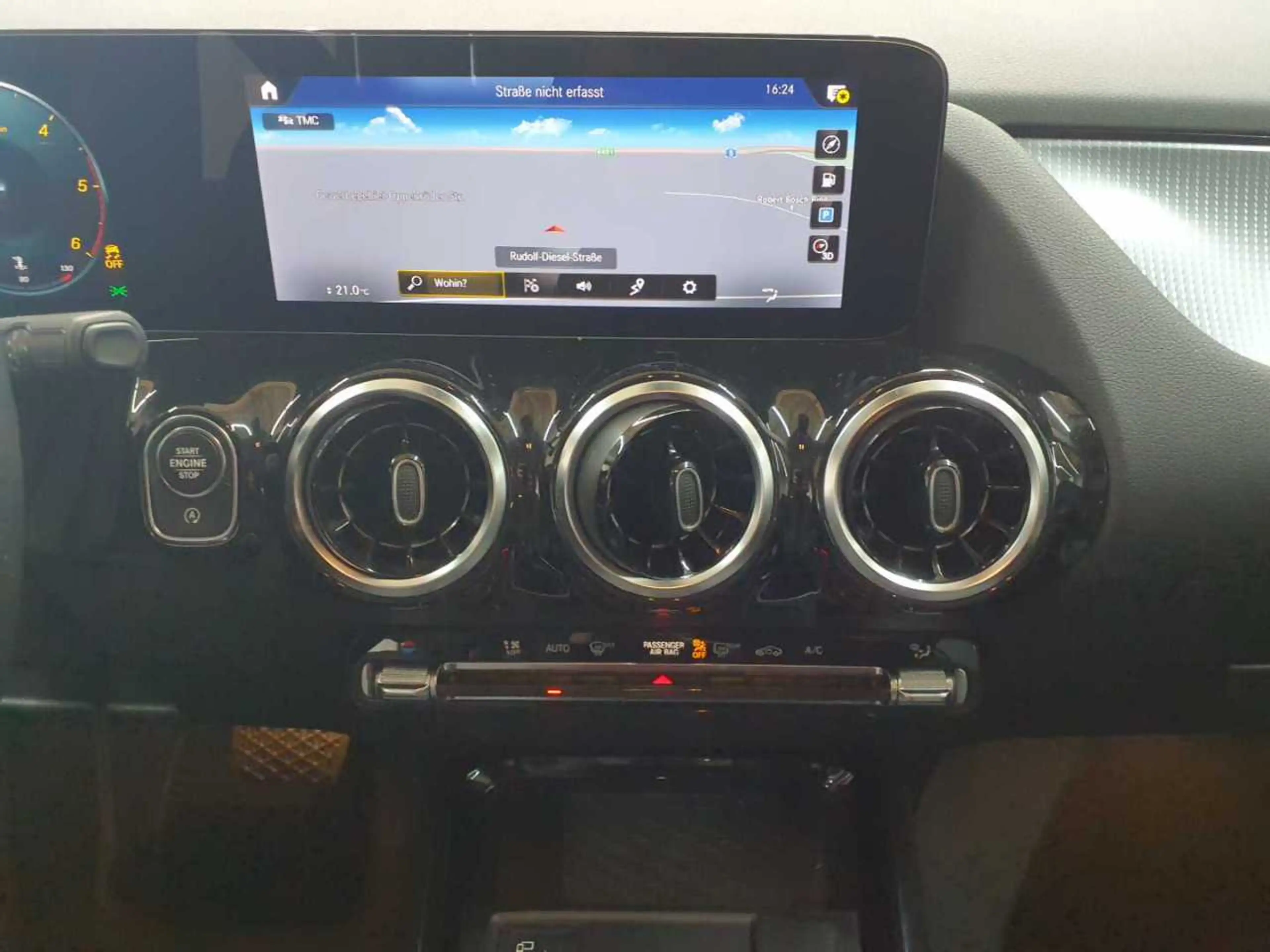 Mercedes-Benz GLA 220 GLA 220 d 8G-Progressive BusiP MBUX — photo 7