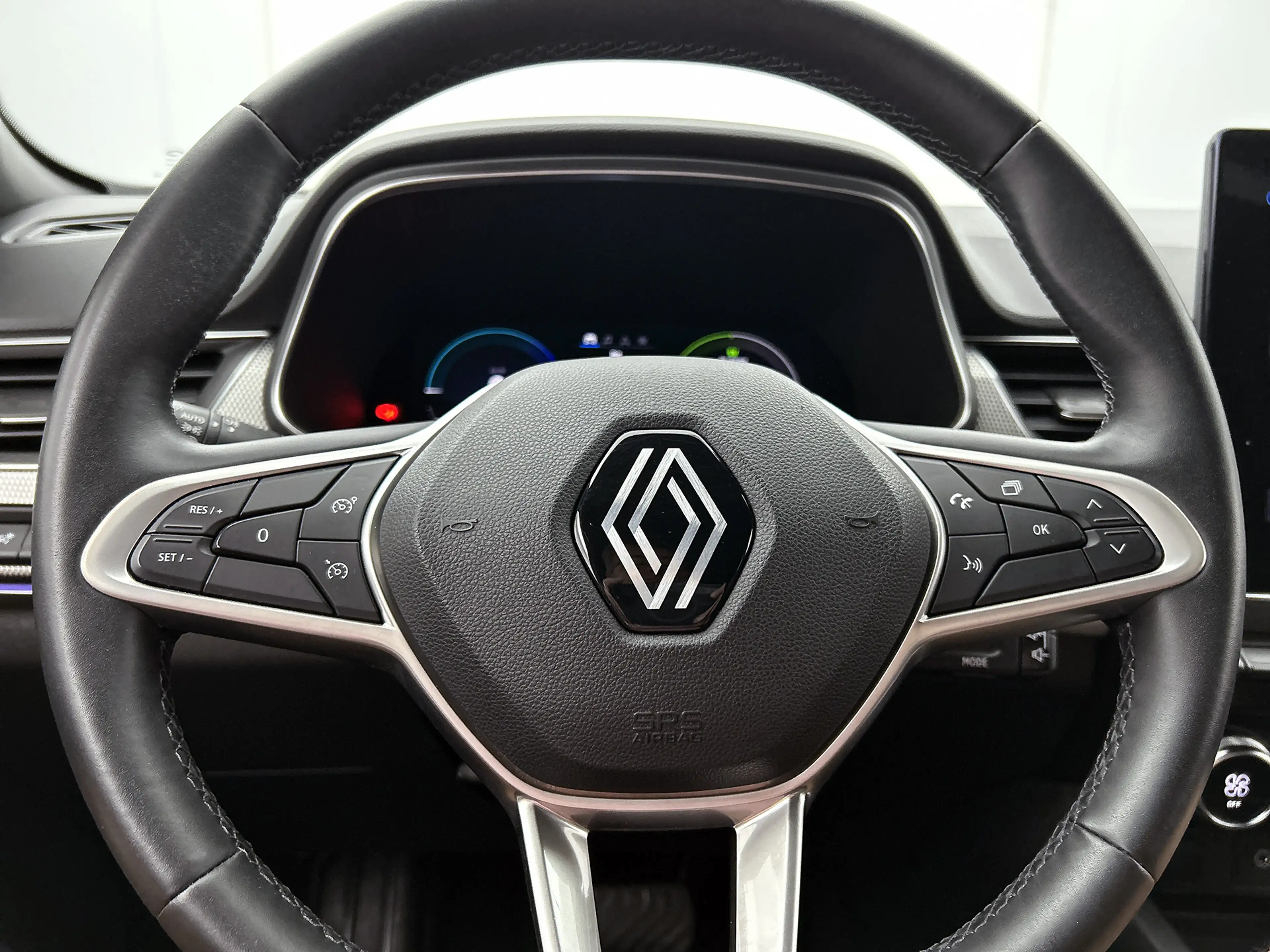 Renault Arkana 1.6 E-Tech full hybrid 145 techno Automaat / Cruis — photo 31