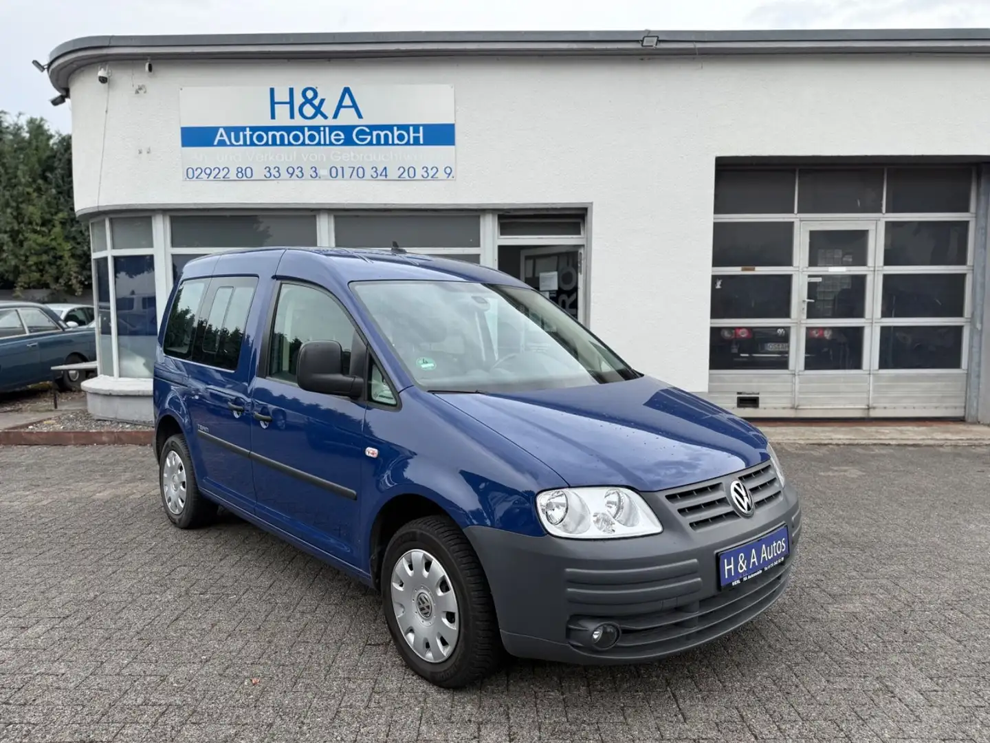 Volkswagen Caddy Life Team 1.6 Blau - 1