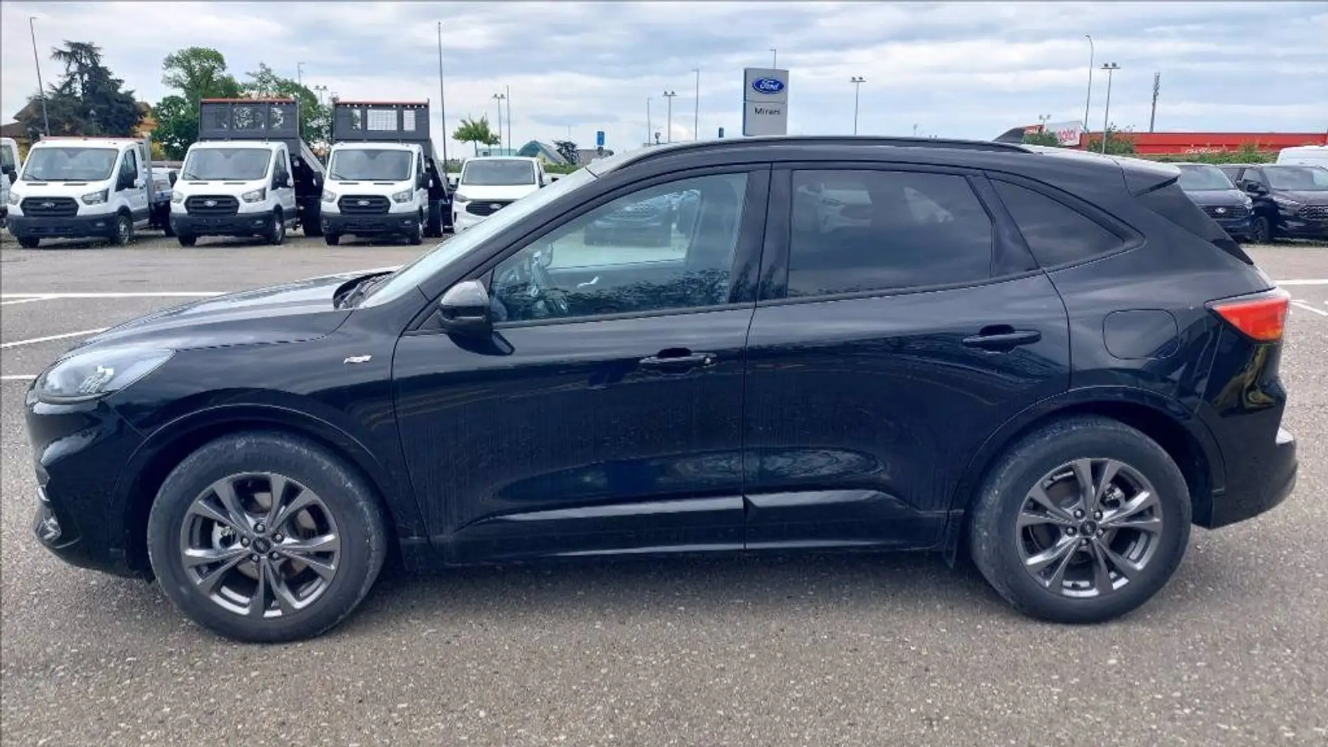 Ford Kuga 2.5 full hybrid ST-Line 2wd 190cv cvt Noir - 2