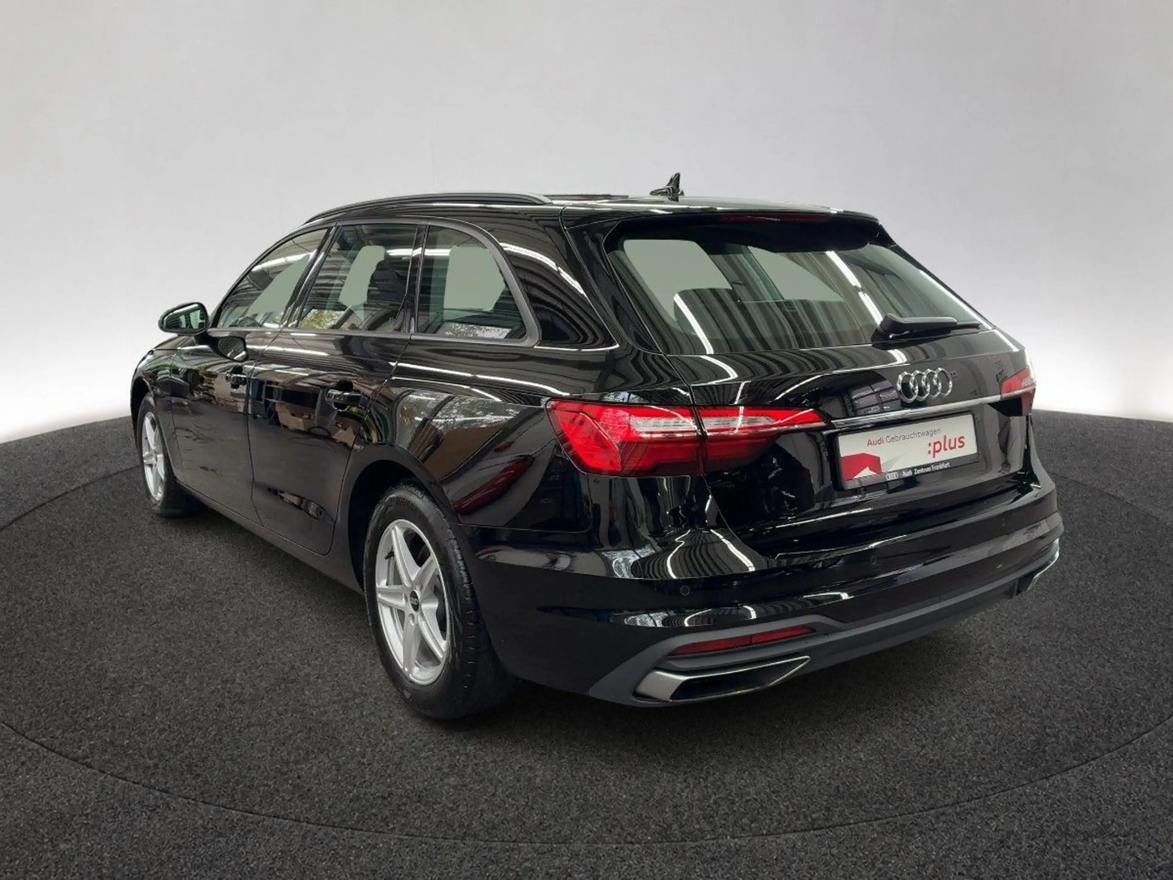 Audi A4 35 TDI S tronic DAB PDC Sitzheizung — photo 2