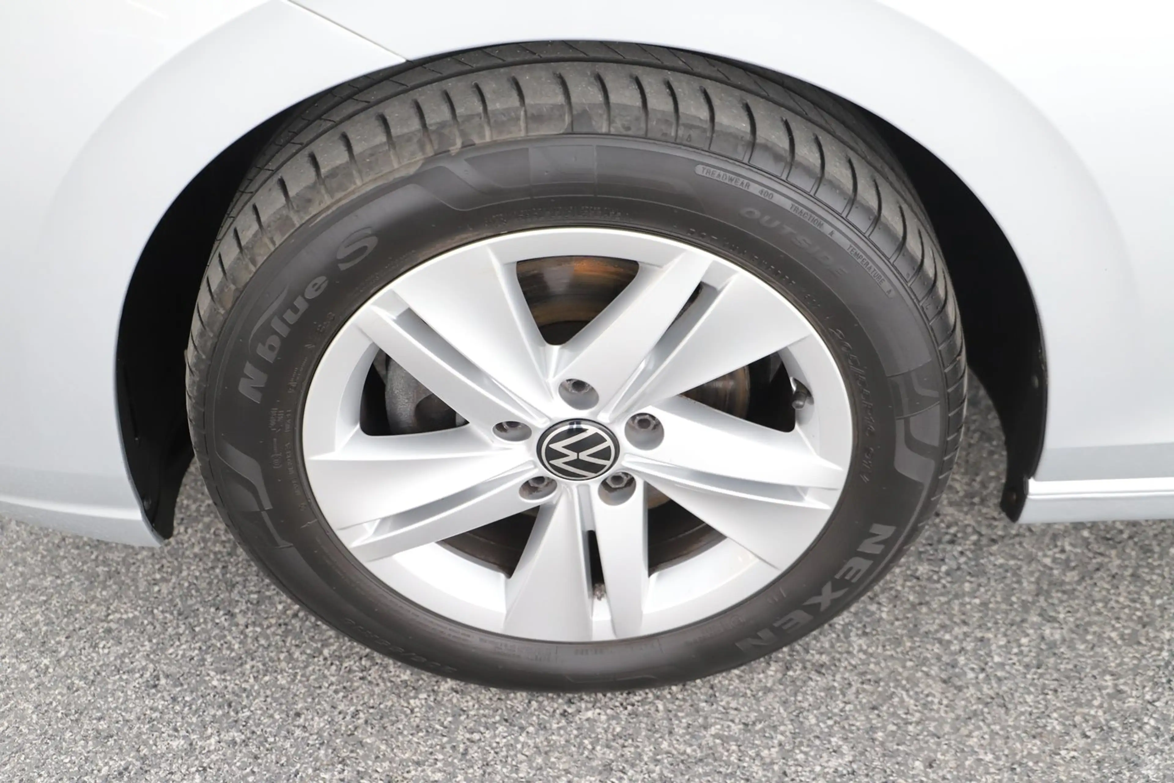 Volkswagen Golf Life TDI — photo 6