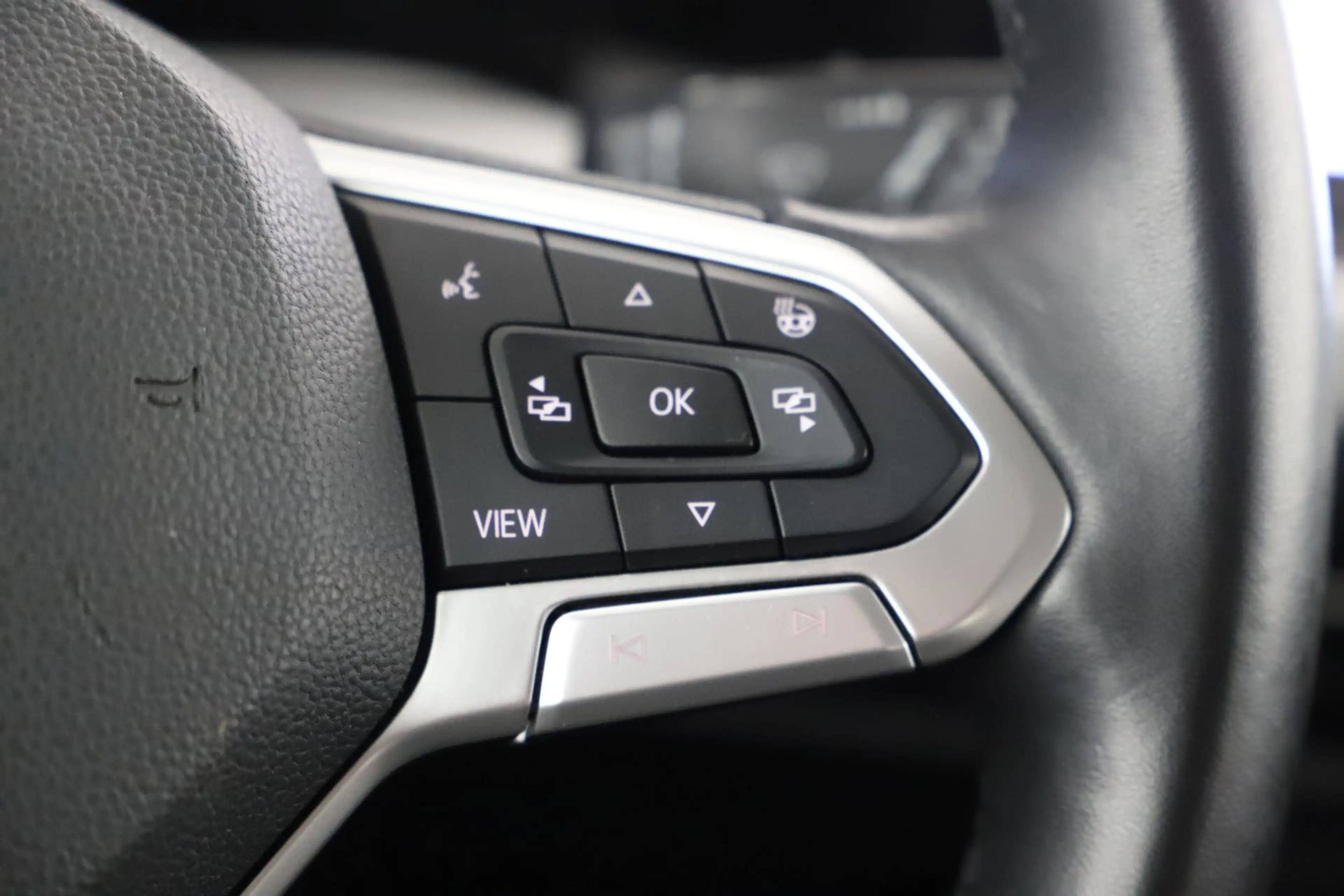 Volkswagen Golf Life TDI — photo 10