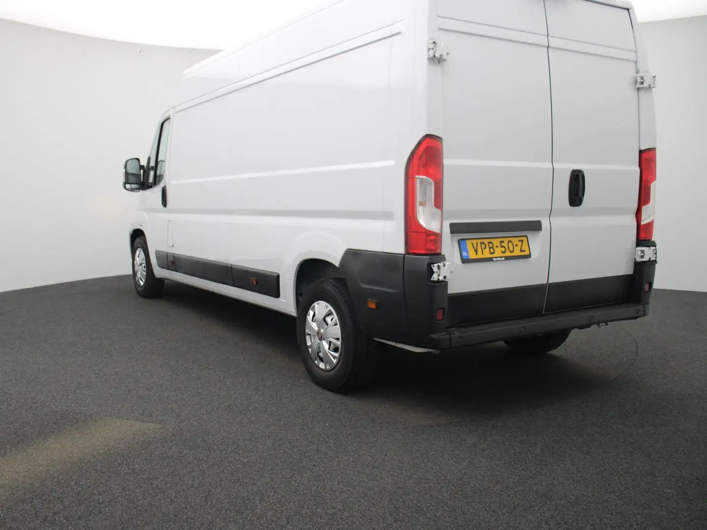 Fiat Ducato E-Ducato 3.5T L3H2 79 kWh Wit - 2