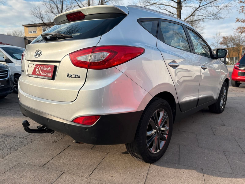 Hyundai iX35 Trend 2WD / Klimaautomatic /SHZ / AHK / — photo 5