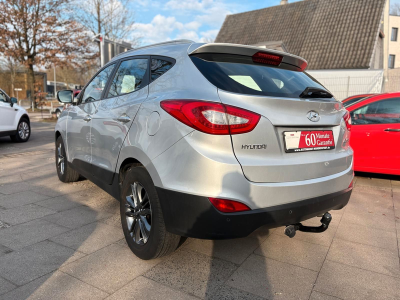 Hyundai iX35 Trend 2WD / Klimaautomatic /SHZ / AHK / — photo 7