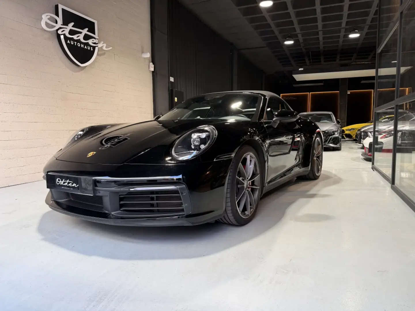 Porsche 992 Carrera 4S Cabriolet PDK Negro - 1