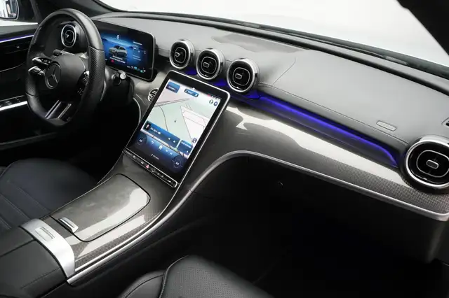 Mercedes-Benz C-Class view 8