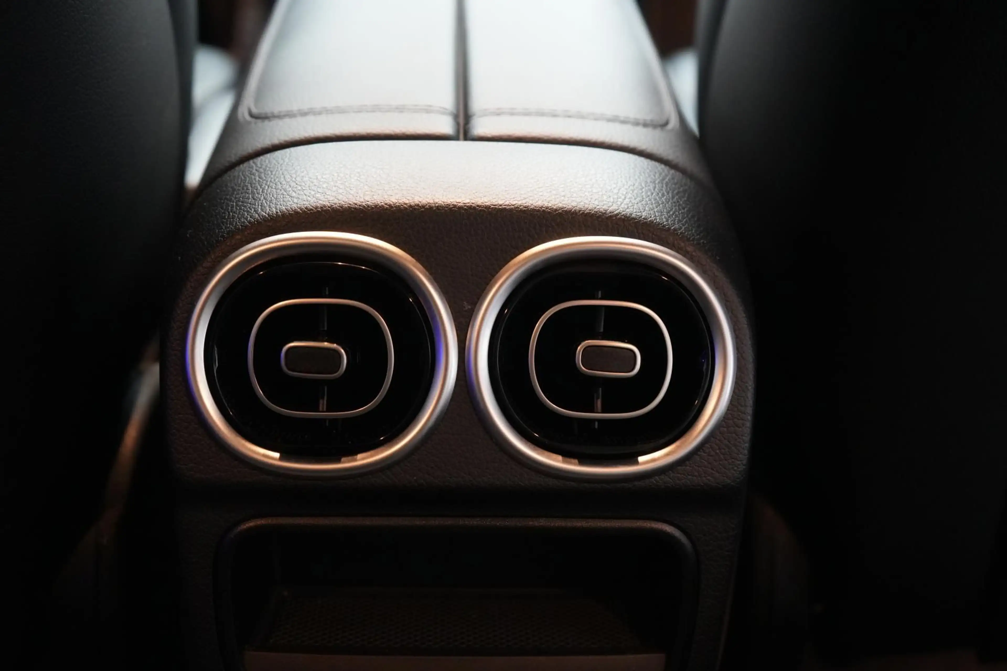 Mercedes-Benz C 300 d T 9G-Tronic AMG Leder/Distronic/Kamera/L — photo 13