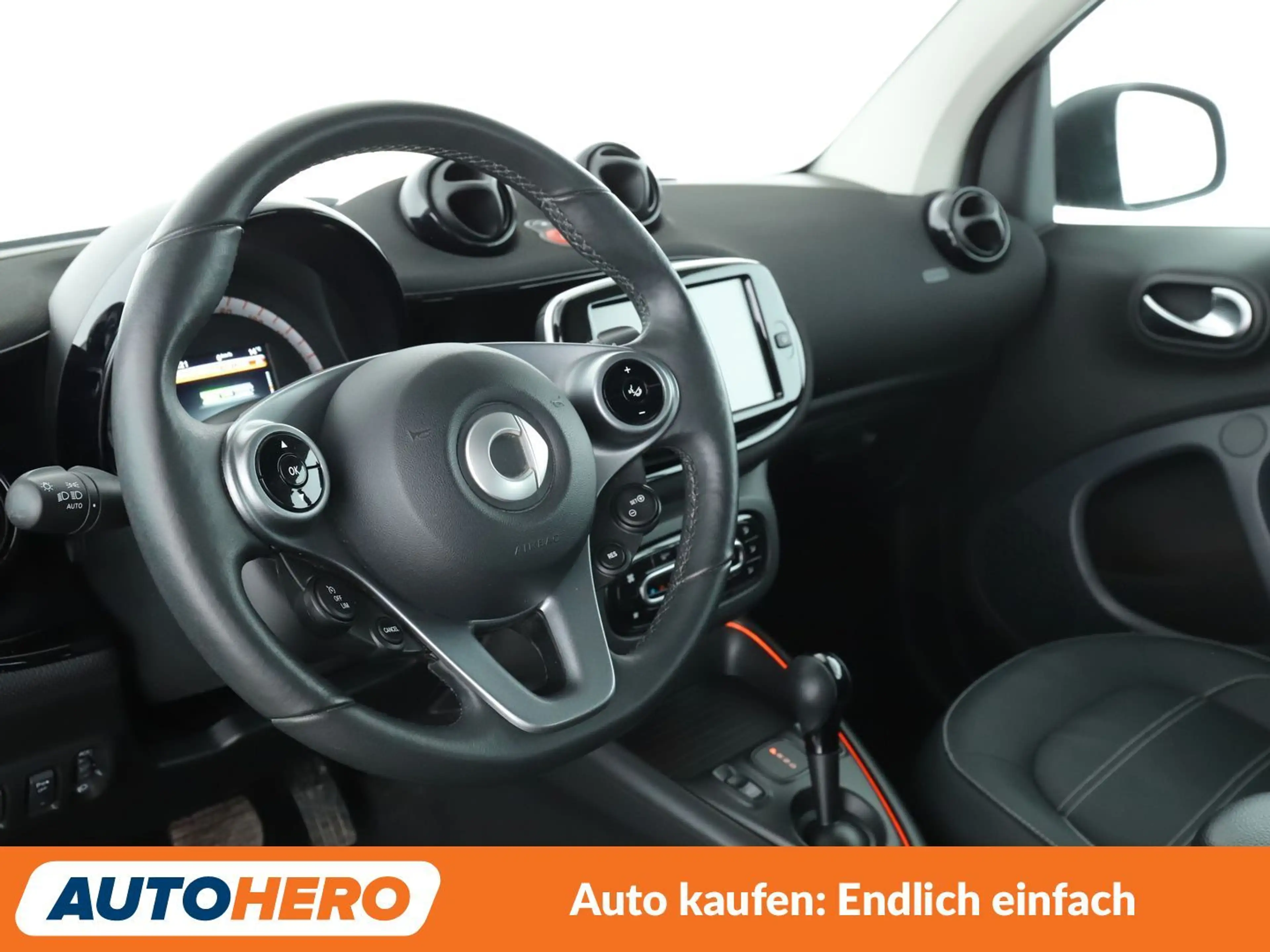 smart forTwo electric drive 60 kW Prime Aut.*LED*TEMPO*CAM*PDC* — photo 11