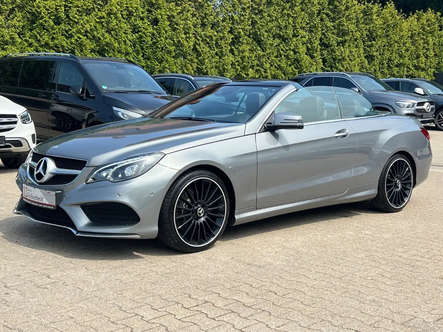 Mercedes-Benz E 220 E220d AMG LINE Cabrio 7G-TR-COMAND-LEDER-R.CAM- Argent - 2