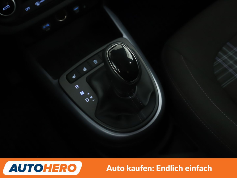 Hyundai i10 1.2 Prime Aut.*NAVI*PDC*SHZ*LHZ*LIMITER*ALU* — photo 24
