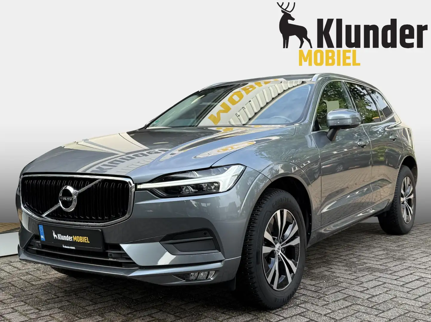 Volvo XC60 2.0 B4 Business Pro |Panorama|Trekhaak|Camera| Grigio - 1